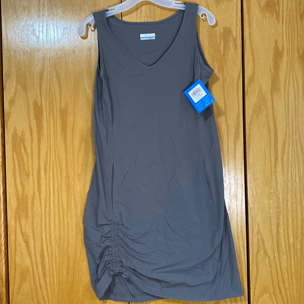 Women’s small gray Columbia dress